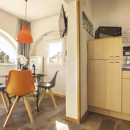 Guzman - Gisela فيلة *