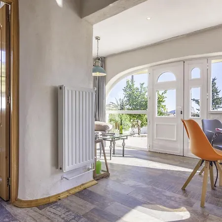 فيلة Guzman - Gisela